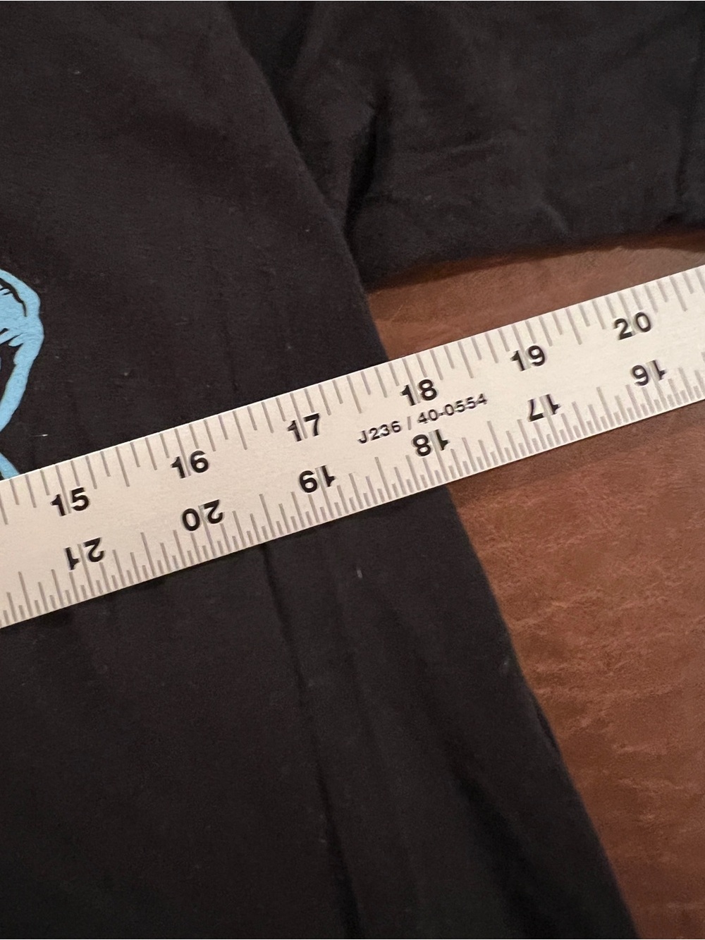 Deftones Band Shirt - Tagged Large (Fit / Listed Small) - Picture 9 of 10